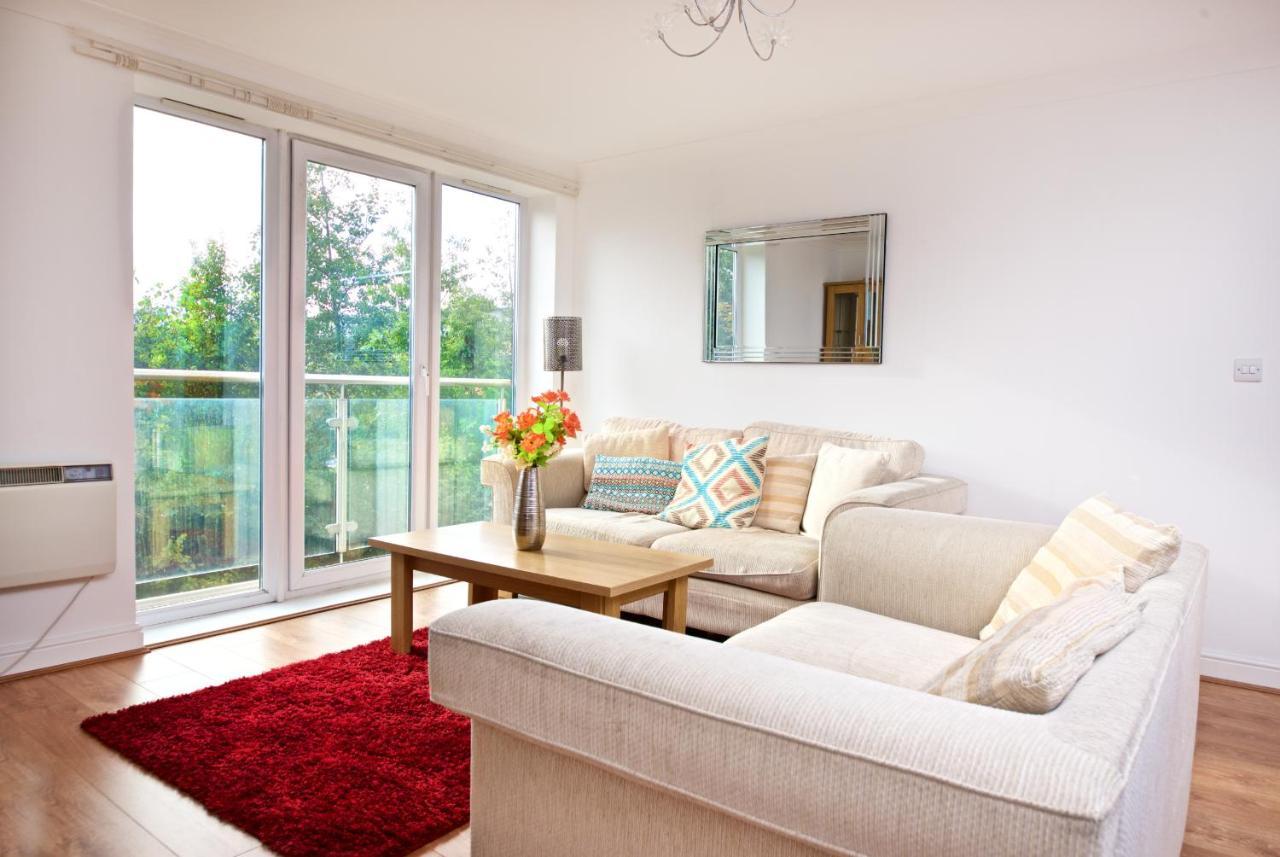 Liverpool City Stays - Economy Room - Close To Airport Ee1 エクステリア 写真